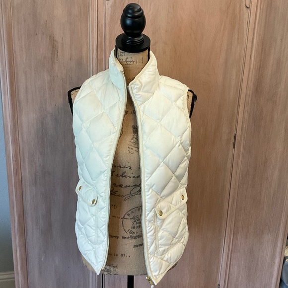 J. CREW Women's Vest Puffer Cream Puffer Quilted Gold Zipper XS - Picture 2 of 16